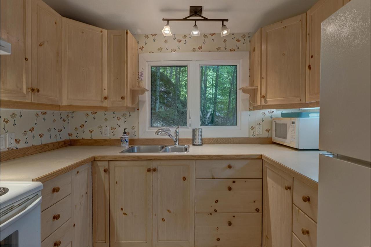 Chalet Dans Les Arbres. 3 Ch. /Trees House 3Bdr Lac Sainte-Marie Exterior foto